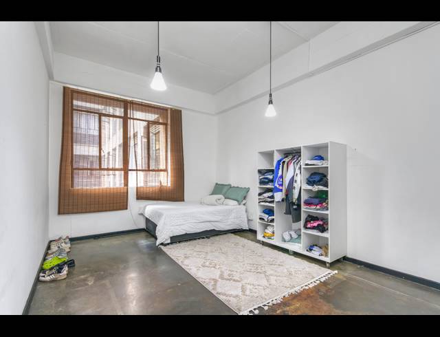 0.5 BEDROOM APARTMENT FOR SALE IN MABONENG